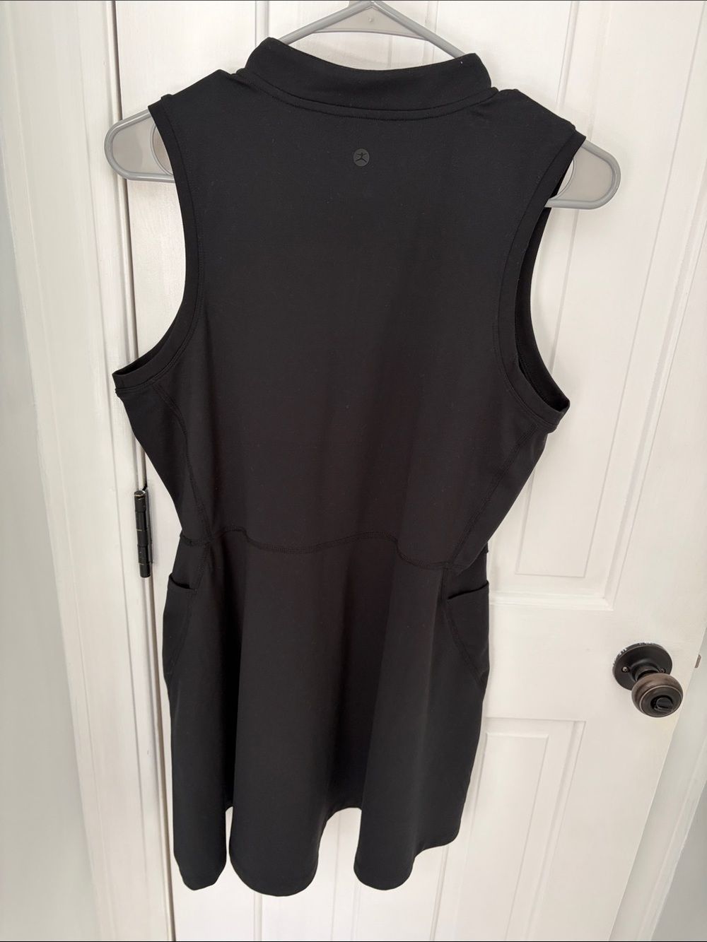Dress Subcategory Identification - Picture 4 of 5